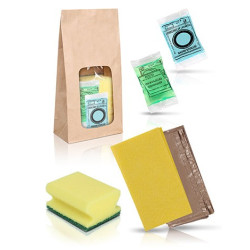 Set de limpieza con bolsa kraft - Bayeta, salvauñas amarillo y pastillas de lavado